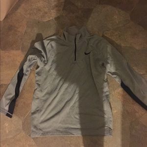 Nike sweat shirt (Matching joggers below)